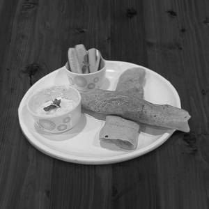 Moong Dal Plain Chilla With Curd | Classic High Protein [2 Pcs]