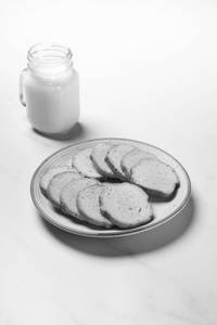 Milk Rusk (200 Gms)