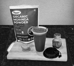Organic Moringa Detox Smoothie - Rich In Proteins, Vitamins, And Minerals Essential For Your Overall
