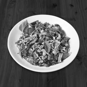 Stir Fried Vegetables With Basil & Cashew Nuts