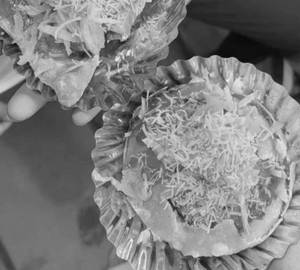 Stuffed crispy chaat