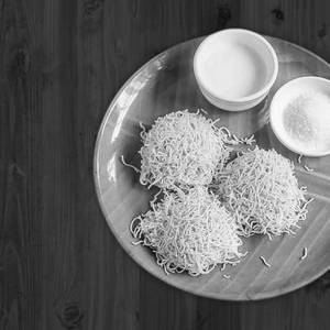 Idiyappam (3 Pcs)- Coconut Milk
