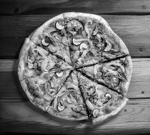 Garder Veggie Pizza