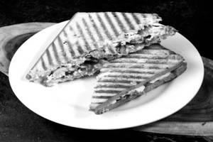 Peri Peri Chicken Cheese Sandwich