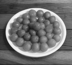 Dry Gulab Jamun [Small)