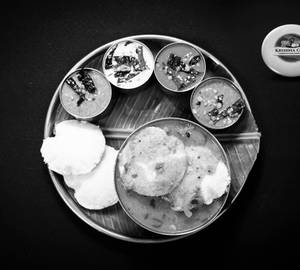 Sambar Idly 4Pcs