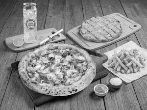 Non Veg Pizza Garlic Bread Combo