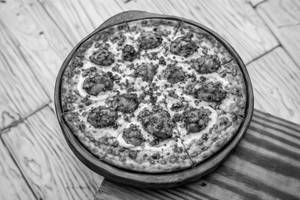 Tandoori Cheese Pizza