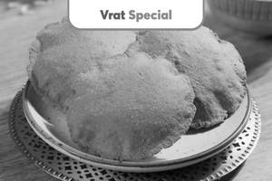 Vrat Poori (Rajgira & Kuttu) [3 pcs]