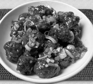 Veg Manchurian [8 Pieces]