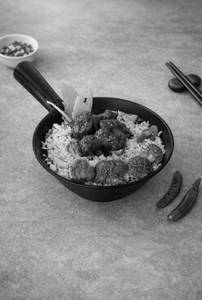 Three Treasure Claypot Rice with Chicken 