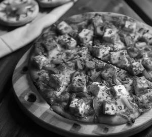 Paneer cheese pizza 8 inch