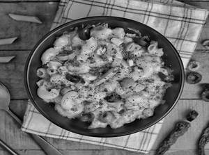 Butter Chicken Mac N Cheese