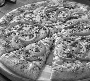 Onion Capsicum Pizza 8 inch
