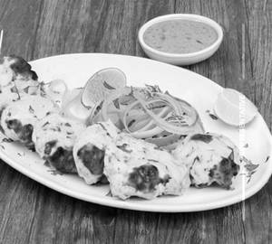 Boneless Chicken Pahadi Kebab