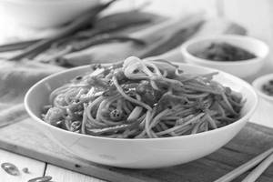 Veg Schezwan Noodles