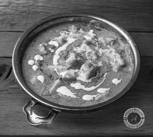 Chicken Reshmi Butter Masala