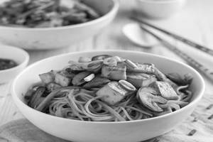 Paneer Mushroom Noodles