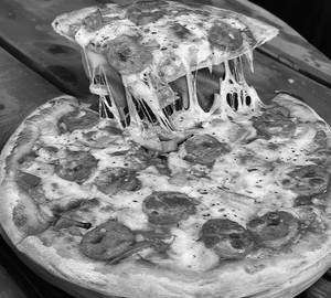 Chicken Seekh Pizza