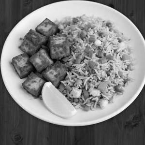 Chilli Paneer with Veg Fried Rice