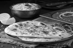 Butter Garlic Naan