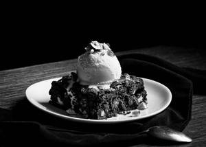 Brownie With Ice Cream