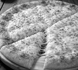 Cheese lodded pizza
