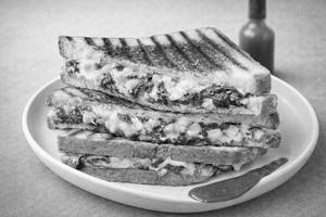 Veg-spinach Corn Grilled Sandwich
