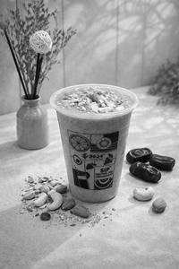 Loaded Dryfruit Khajur Milkshake