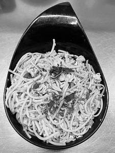 Chicken Burnt Garlic Noodles
