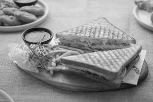 Classic Veg Sandwich