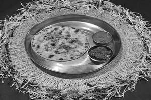 Butter Amritsari Aloo Kulcha