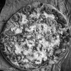 Royal Chicken Makhani Pizza