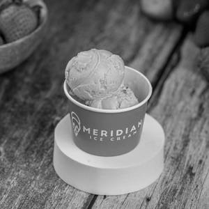 Strawberry Ice Cream [2 Scoops] 