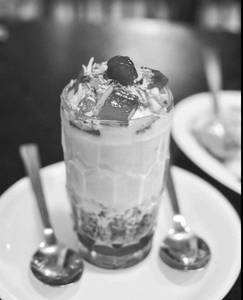 Dry Fruit Falooda [Dessert]