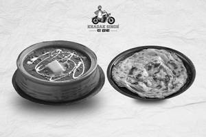Dal Makhani Combo 300ml Dal Makhani + 1 Lacha Paratha