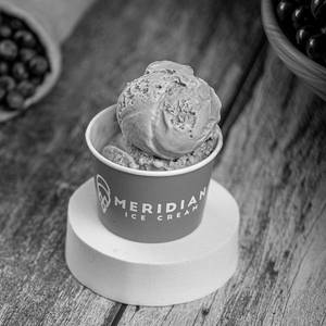 Black Current Ice Cream (2 Scoop)