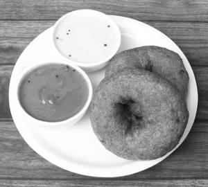 (2) Vada with Sambar                    