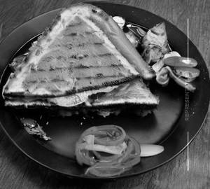Tandoori cheese grilled sandwich