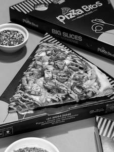 Paneer Forza Slice