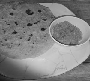 Chapathi 2 Pcs With Paneer Butter Masala (250Ml)