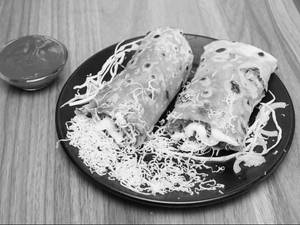 Mayonnaise cheese frankie [1 piece]