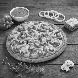 Makhani Paneer Pizza