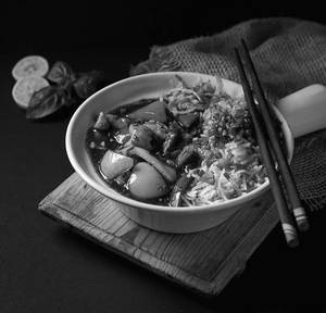 Veg Hot Garlic Combo Box