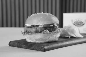 Makhani Paneer Burger