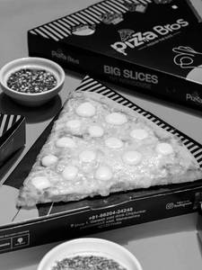 Quattro Formaggi (4 Cheese) Slice - Jain