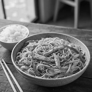 Chicken Hakka Noodles (small)