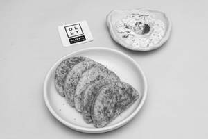 Roasted Garlic Red Cucumber Yoghurt Tzatziki Dip