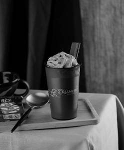Dark Krunchy Kitkat Thickshake [300 ml]