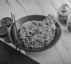 Veg Chilli Garlic Noodles